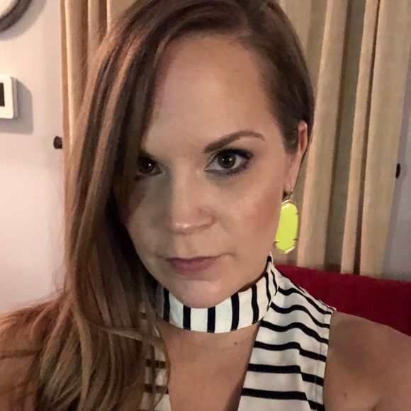 Meet your Posher, Kristin - Picture 1 of 1